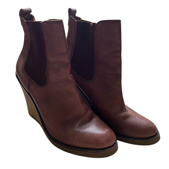 Lucky Brand Brown Leather Ankle Bootss Wedges size 9 - Picture 2 of 7